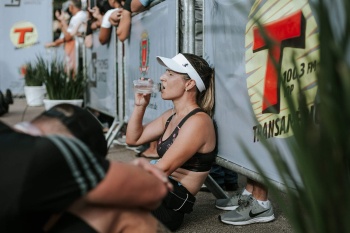 Discover 10 Essential Tips for Successful Recovery in Running: Optimize Your Rest with Nutrition and Sleep for Lasting Progress