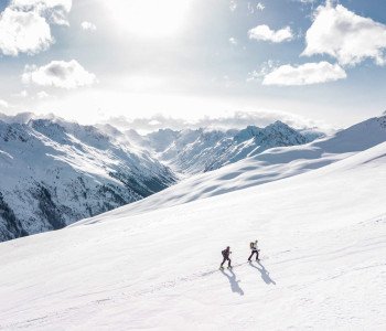 Les 5 plus belles randonnées sur les glaciers en Europe