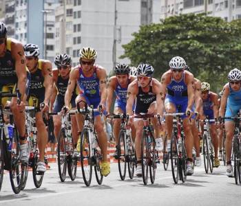 Le triathlon en relai : comment ça marche ?