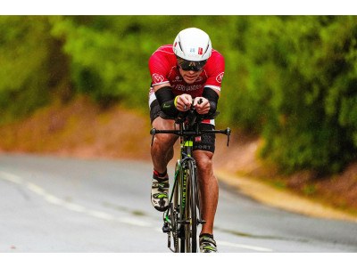 Allenamento Polare vs Piramidale nel Triathlon: Scopri le Differenze