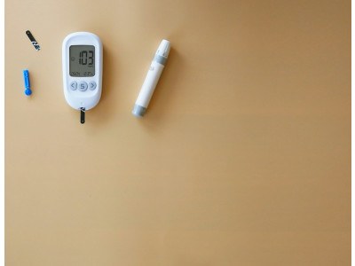 Scopri il ruolo dei lattati nello sforzo sportivo e come gestirli per migliorare resistenza e recupero