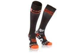 Complete Guide to Compression Sleeves and Socks: Impact on Performance, Recovery, Injury Prevention, and How to Choose the Right Ones.