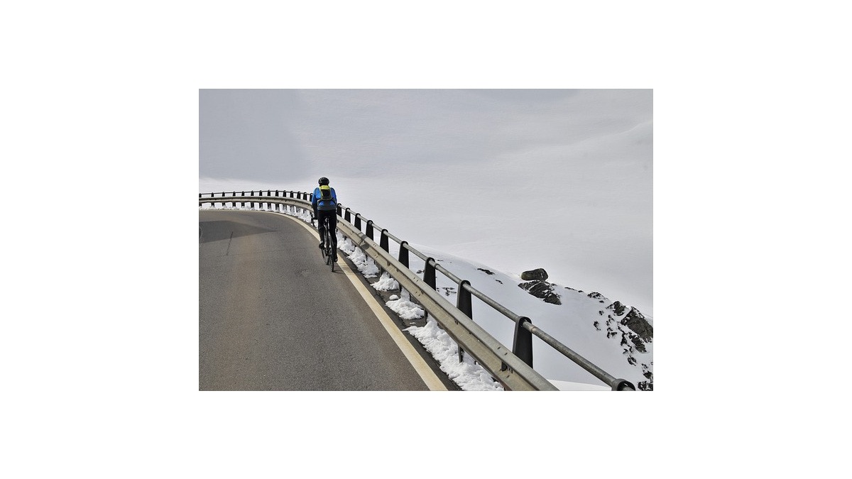 Opzioni di allenamento invernale per triatleti: nuoto, home trainer, corsa