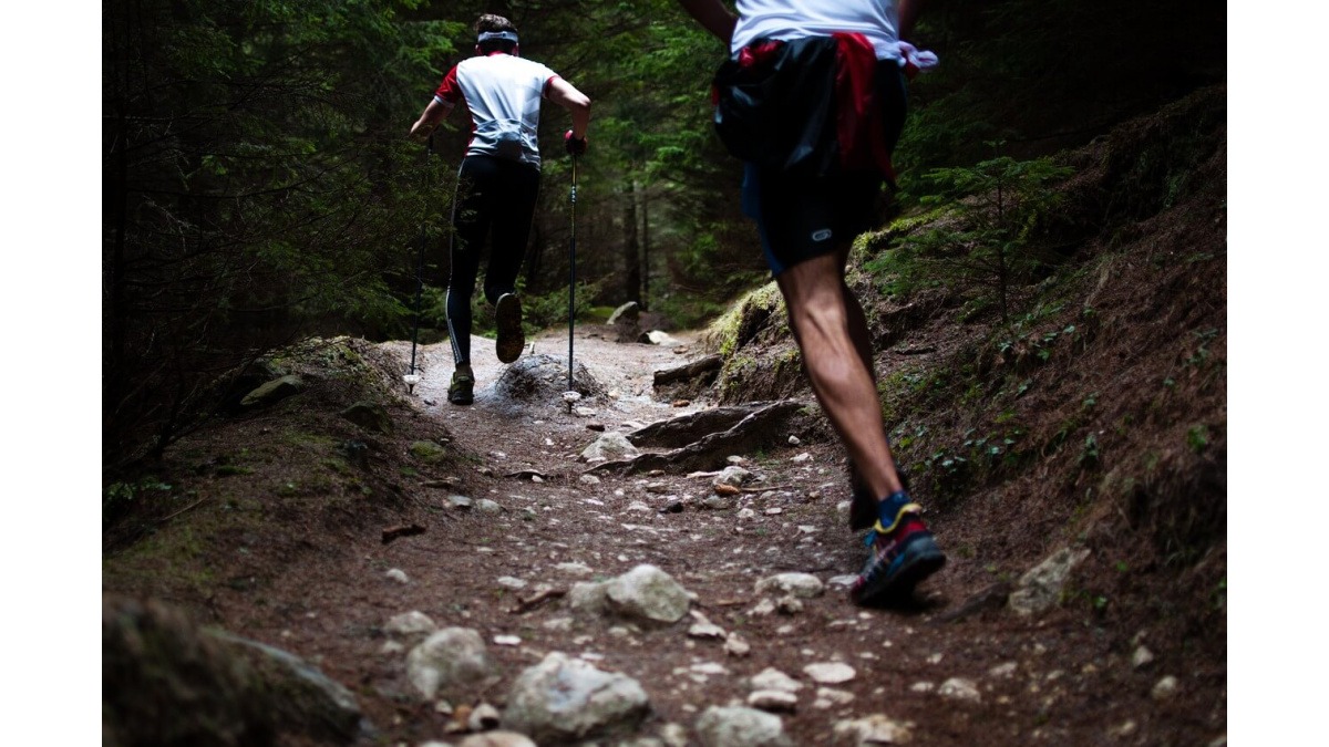 Dominare il Tempo Run per superare la tua soglia anaerobica: guida ai benefici, metodi di allenamento e integrazione nel tuo piano di corsa.