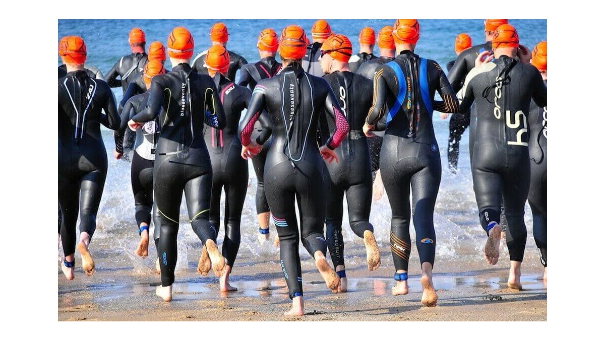 Compare the Latest 2025 Men's and Women's Neoprene Triathlon Suits