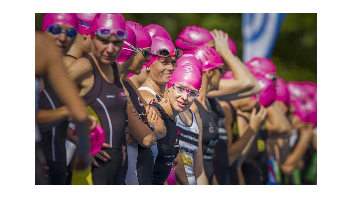 Comprendi tutti i formati e le distanze del triathlon, da S a XXL. Guida completa per scegliere la tua sfida e iniziare!