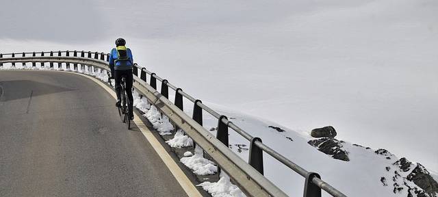 Comment s’entrainer l’hiver ? Le Triathlète face au froid !