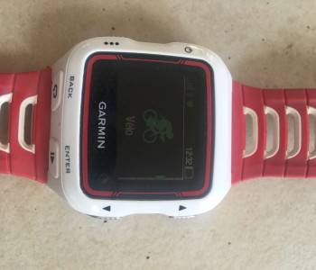 GARMIN FORUNNER XT rouge et blanche