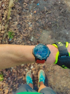 Procurando um relógio GPS ideal para sua distância de Triathlon em 2025? Descubra os melhores relógios conforme a distância da sua prova.