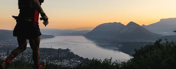Plan d’entraînement Maxi-Race : 24 semaines pour réussir les 88 km et 5000 D+ autour du lac d’Annecy